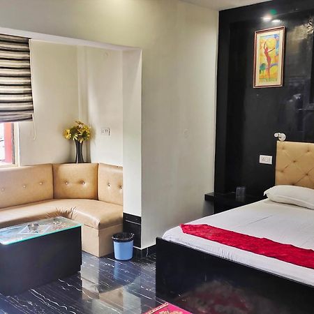 Hotel Shivay Palace Basti Dış mekan fotoğraf